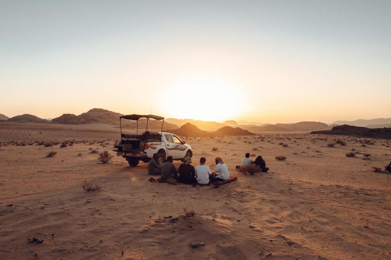 Bedouin Host Camp& With Tour Hotel Wadi Rum Exterior foto