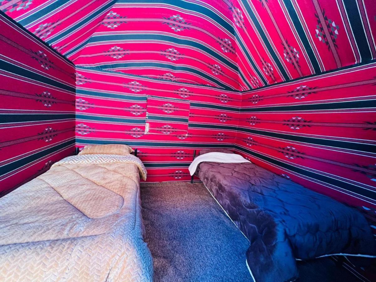 Bedouin Host Camp& With Tour Hotel Wadi Rum Exterior foto