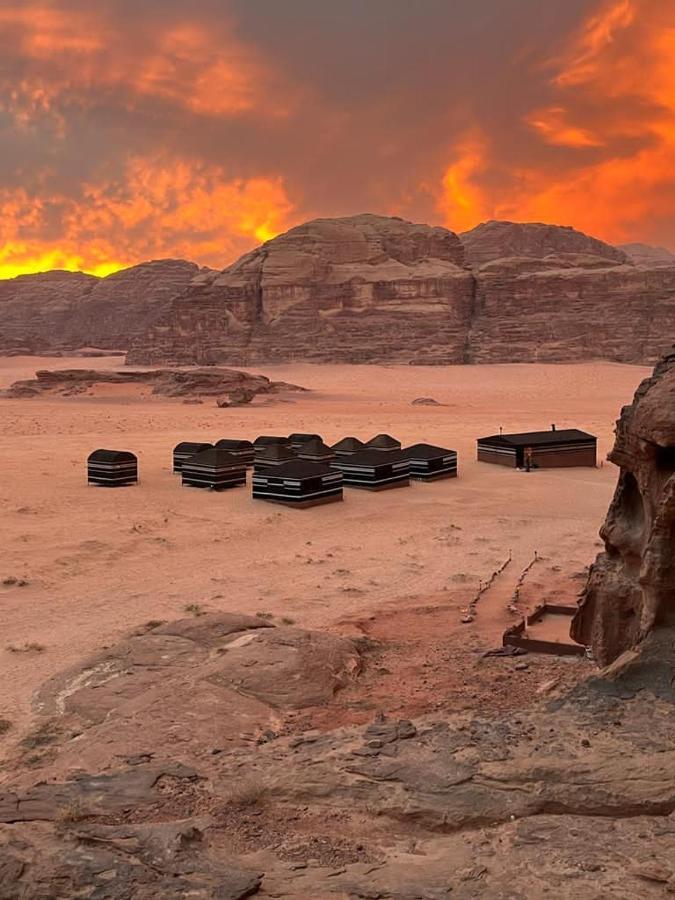 Bedouin Host Camp& With Tour Hotel Wadi Rum Exterior foto